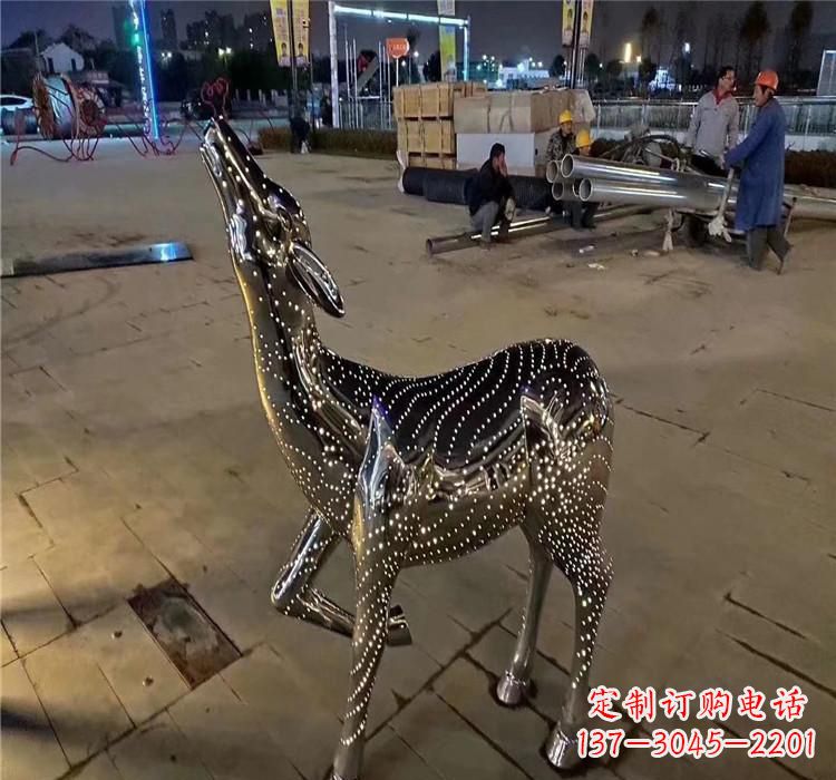 江西时尚优雅的不锈钢小鹿雕塑