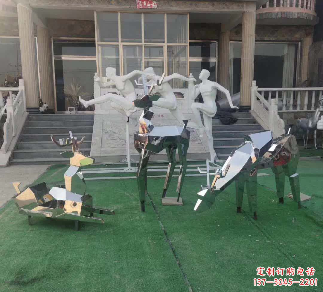 江西精美动物雕塑点缀不锈钢售楼部