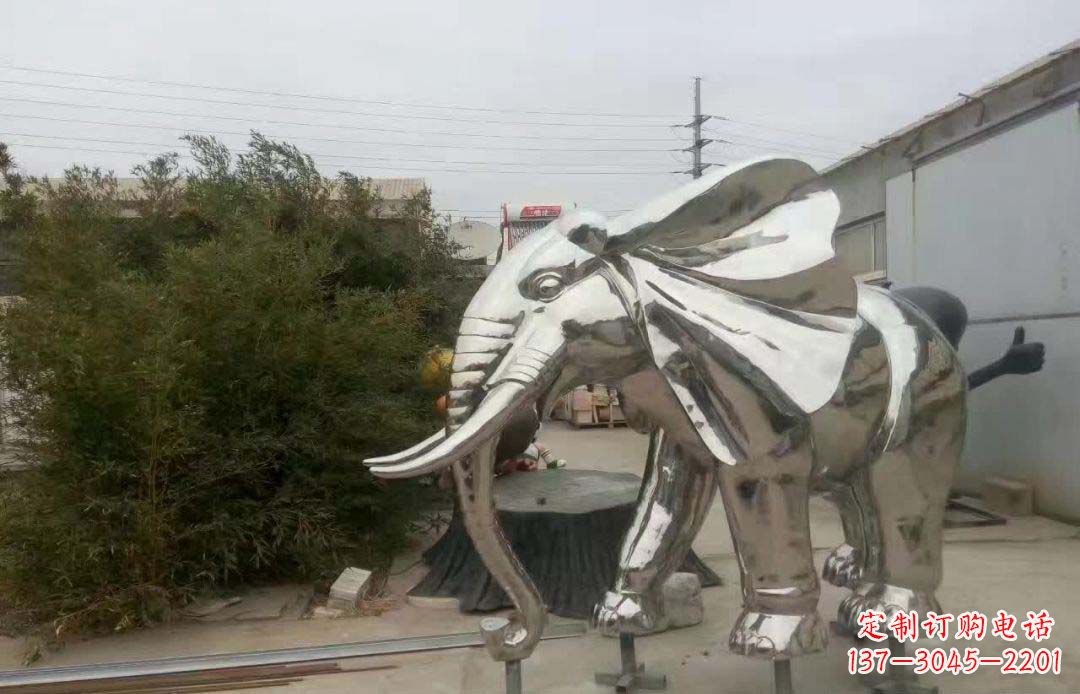 江西大象雕塑为售楼部装饰点缀