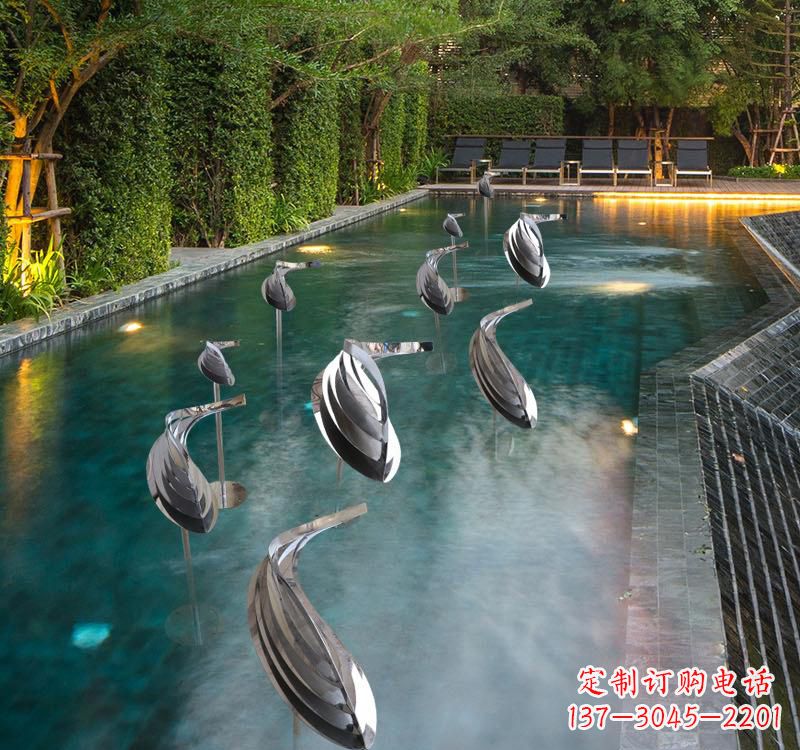 江西不锈钢动物雕塑——美丽的水景装置