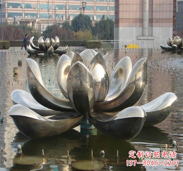 江西不锈钢水景荷花雕塑质朴之美