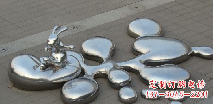 江西不锈钢兔子雕塑景观的美丽添彩