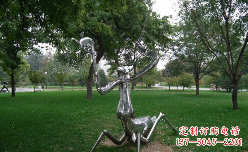 江西不锈钢螳螂古朴雅致的雕塑