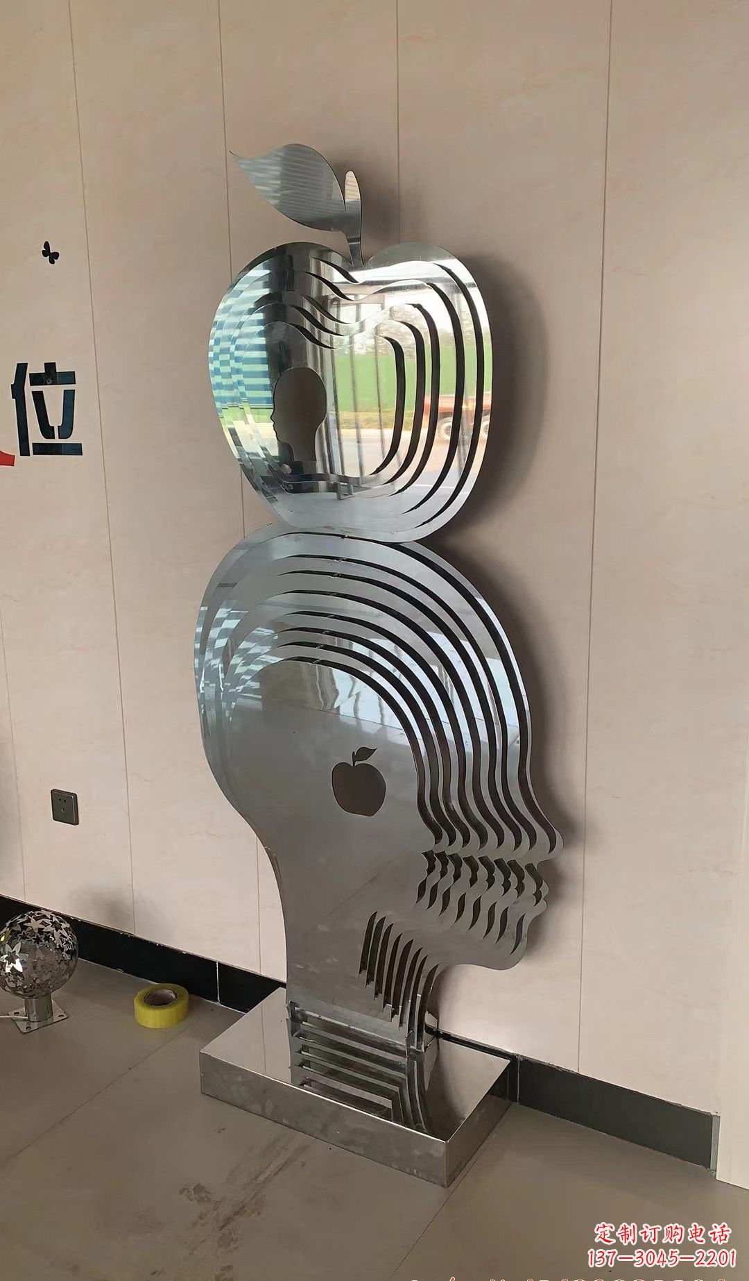 江西精美不锈钢苹果雕塑