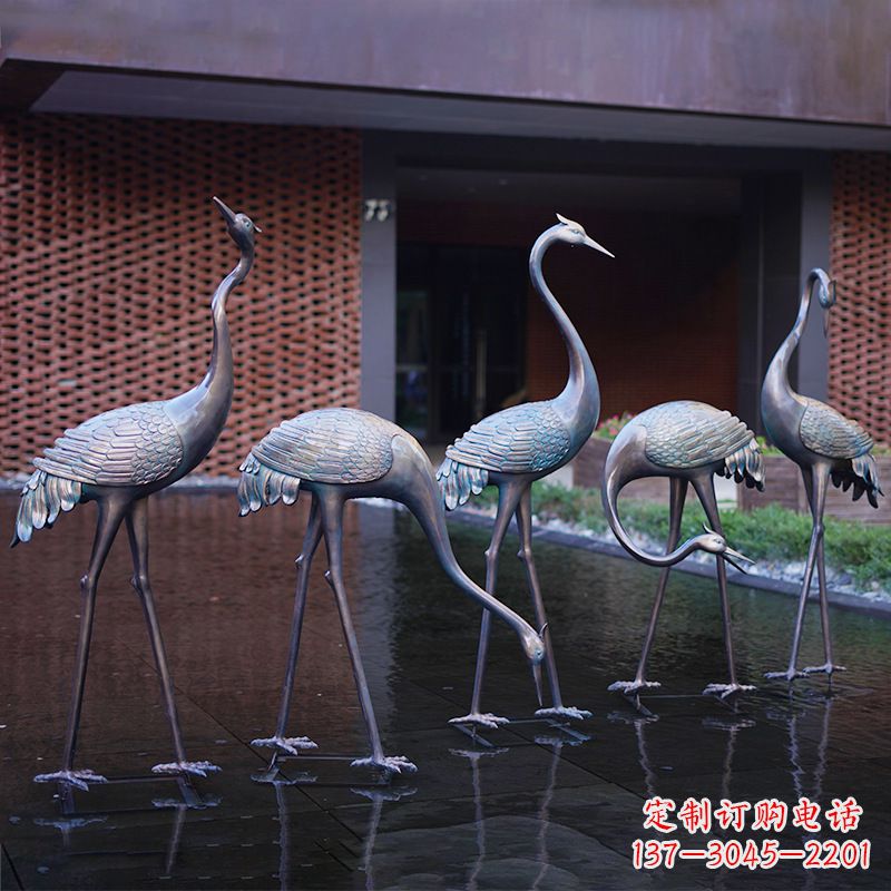 江西不锈钢仙鹤飞翔雕塑