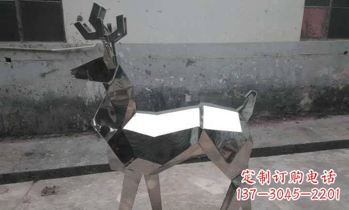 江西不锈钢小鹿石雕——雕塑中的优雅与高贵