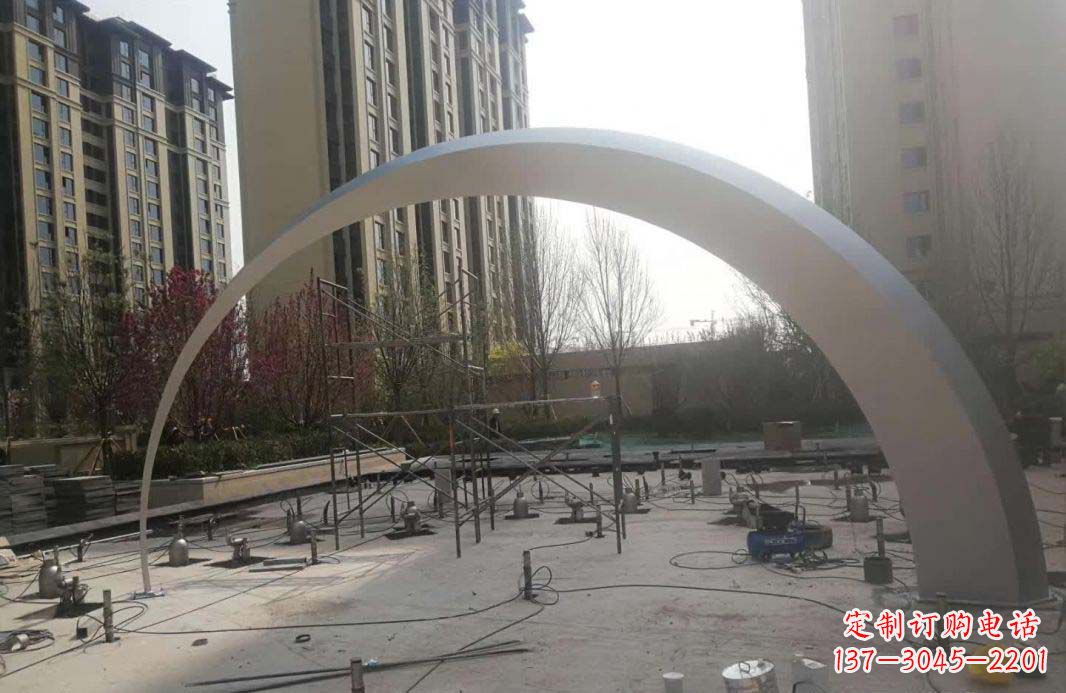 江西不锈钢小区拱门雕塑美化环境