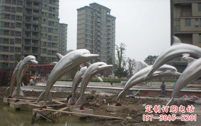 江西海豚雕塑——欣赏不锈钢小区的精美绝伦
