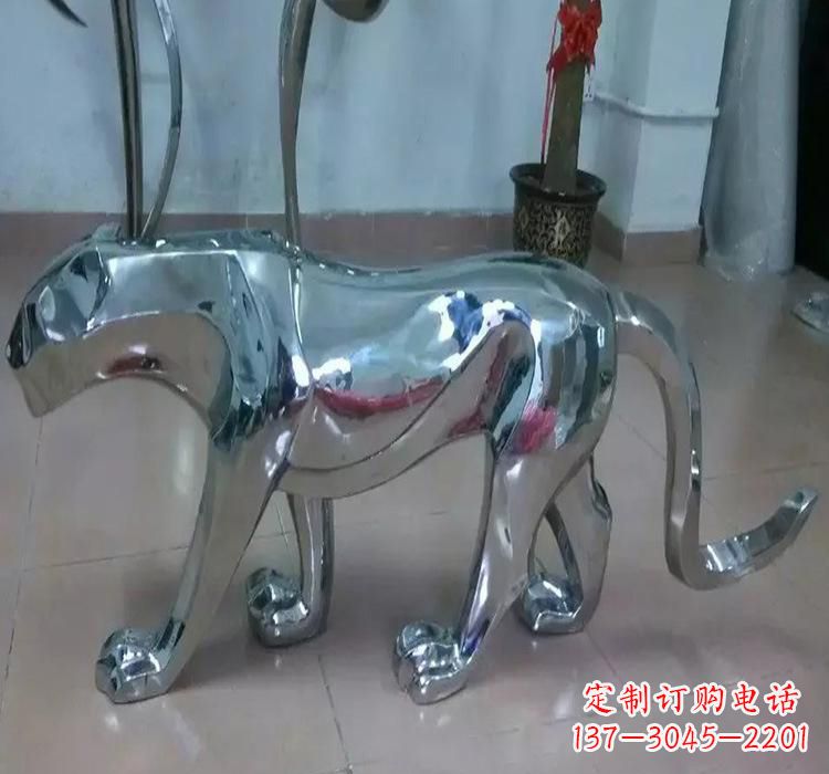 江西不锈钢老虎雕塑美化园林
