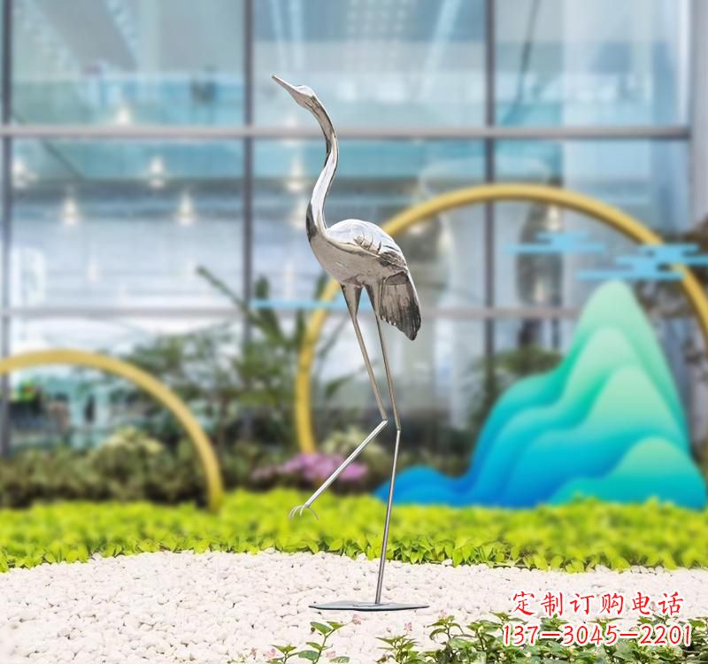 江西不锈钢展翅仙鹤雕塑