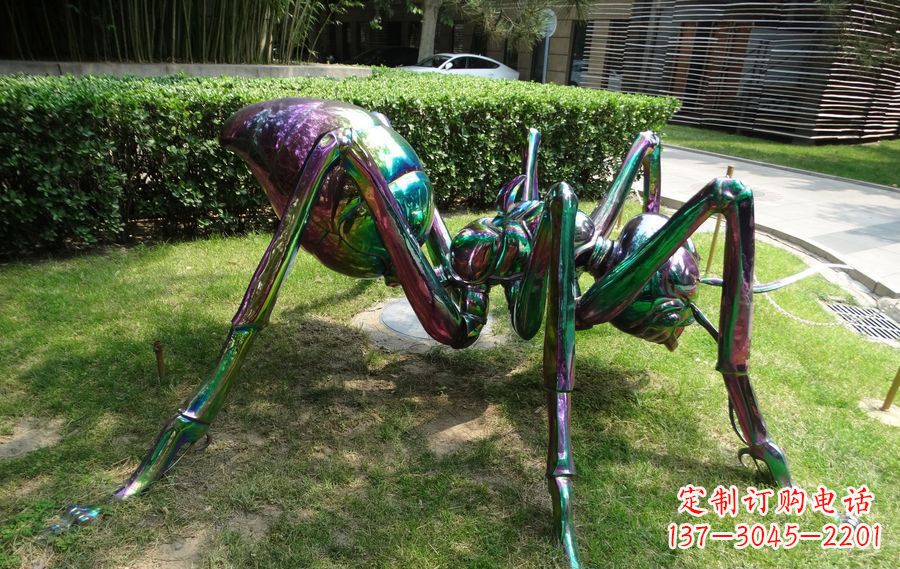 江西蜘蛛侠传递英雄激情的不锈钢雕塑