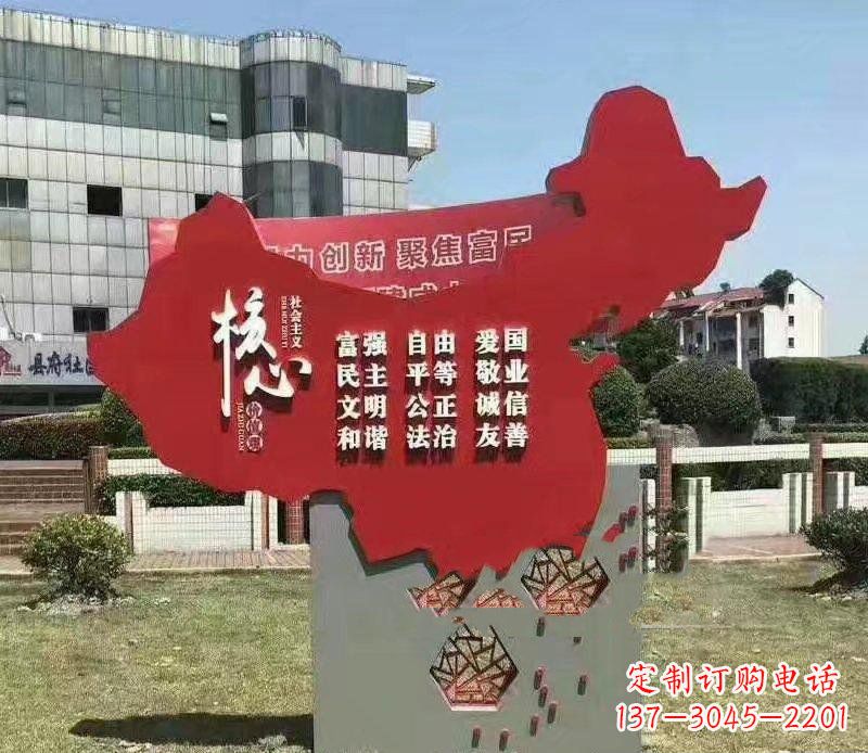 江西把中国传统价值观雕刻在城市景观中