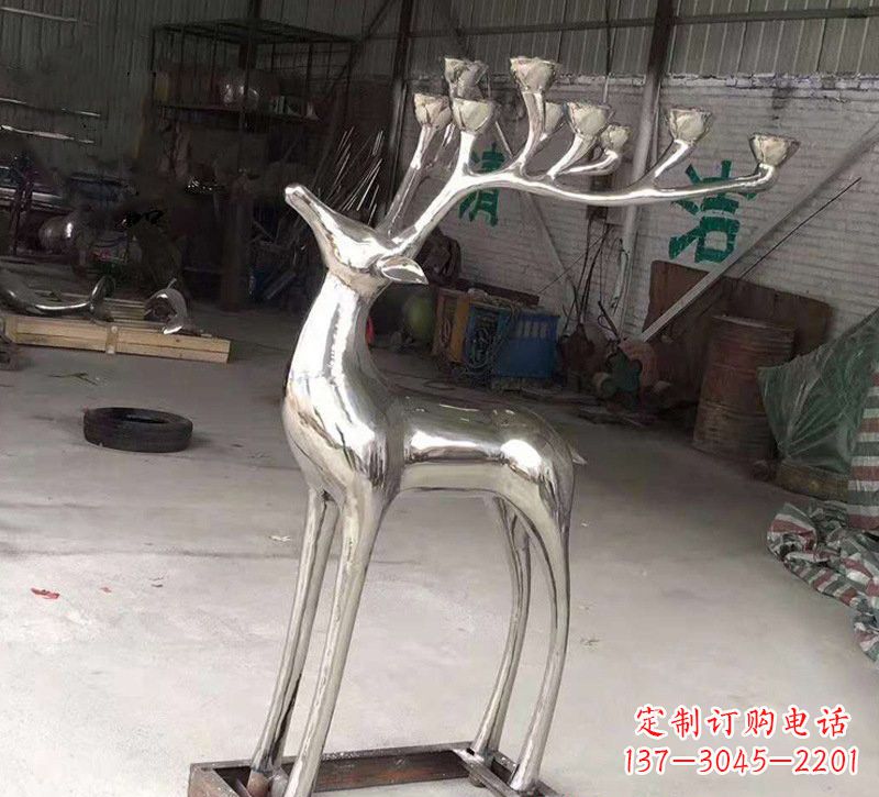 江西精美梅花鹿雕塑——点亮不锈钢烛台