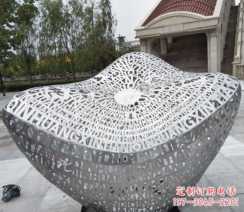 江西不锈钢字母元宝雕塑精美艺术精品