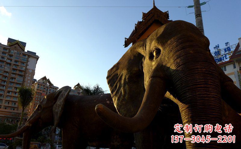 江西步行街上的大象雕塑——给街道带来活力