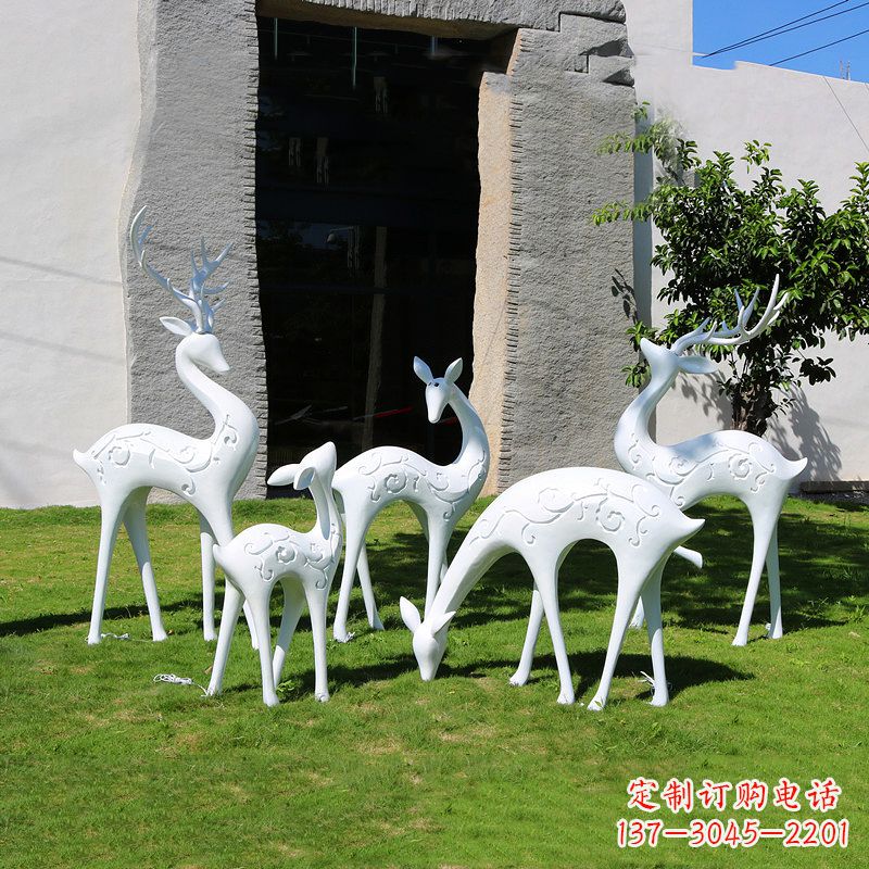 江西玻璃钢动物雕塑——给小区园林添彩