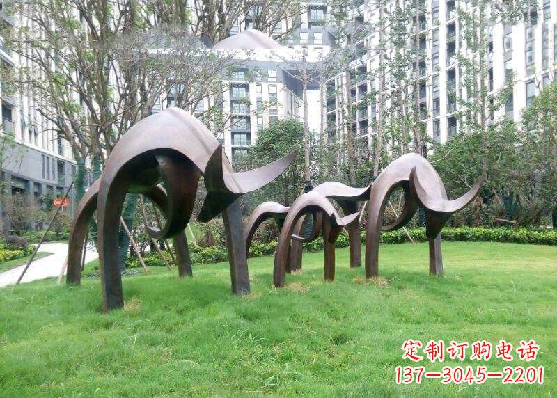 江西精致美观的动物雕塑