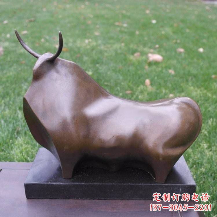 江西十二生肖铜牛雕塑——传承中国古老文化