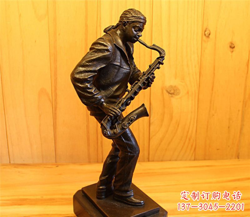 江西萨克斯雕塑娱乐场所的精灵