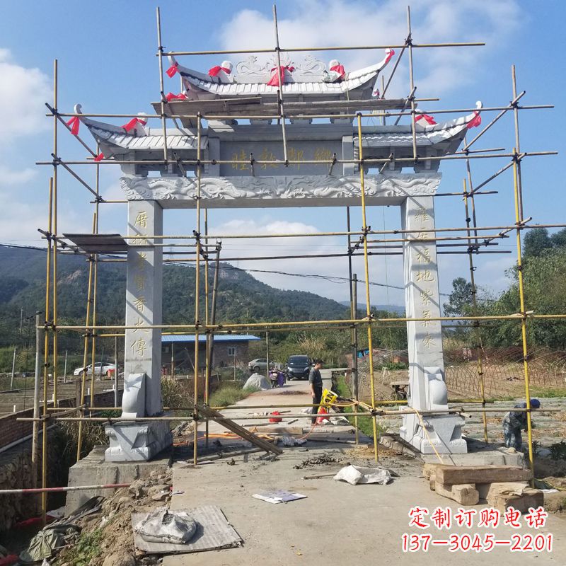 江西村庄石牌坊雕塑传承民间文化