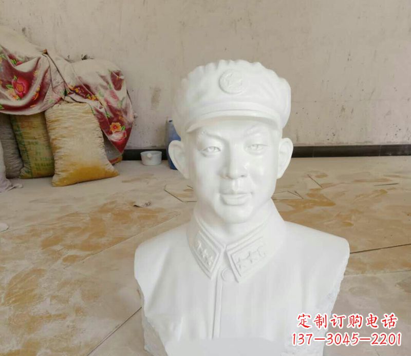 江西中领雕塑精美雷锋雕塑