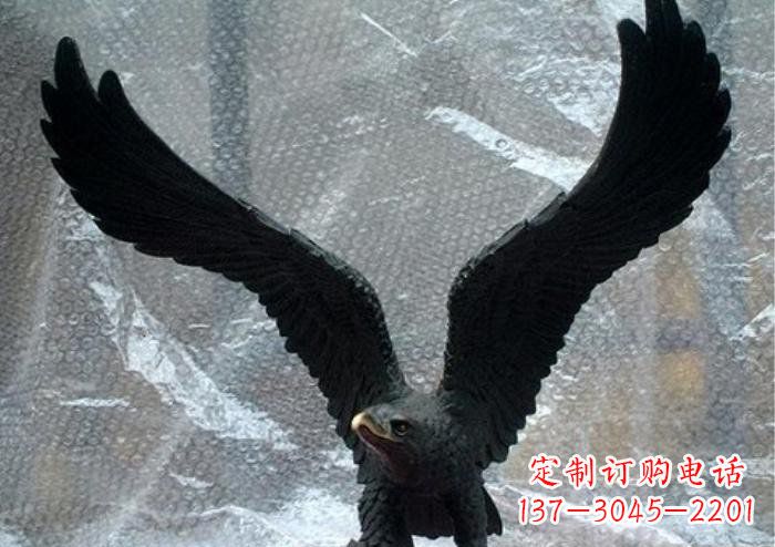 江西大鹏展翅玻璃钢老鹰雕塑