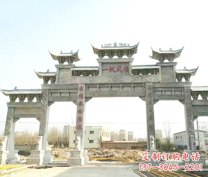 江西别具一格的大型五门石雕牌楼