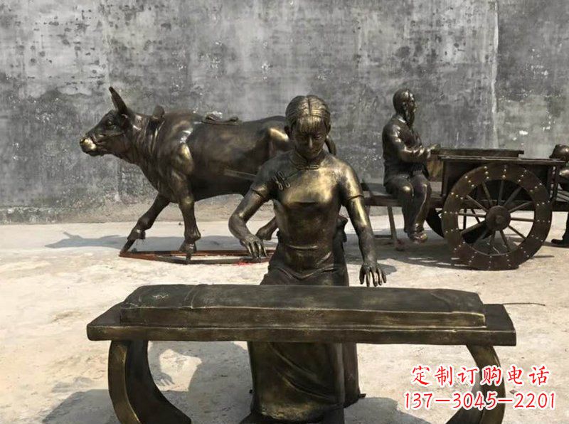 江西铜制古筝人物校园景观雕塑