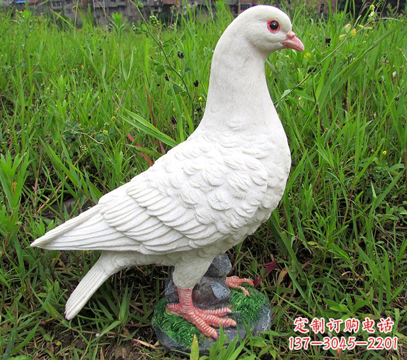 江西锻铜鸽子浮雕,精致细腻的雕塑体现