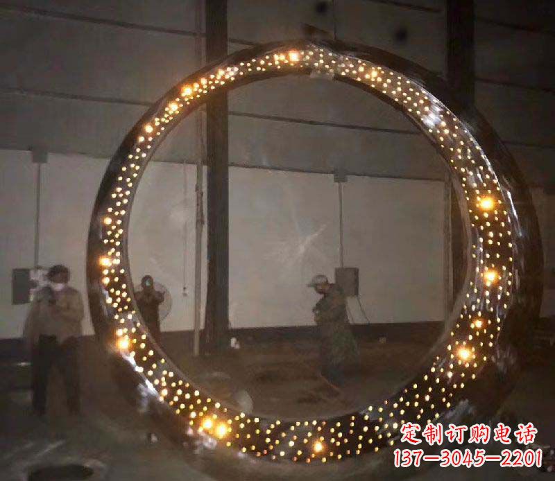 江西发光圆环不锈钢雕塑