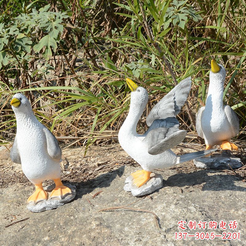 江西象征和平的和平鸽雕塑