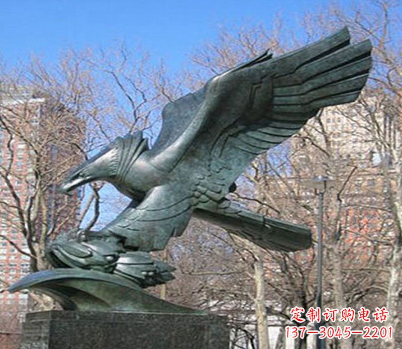 江西飞鹰石雕动物景观雕塑