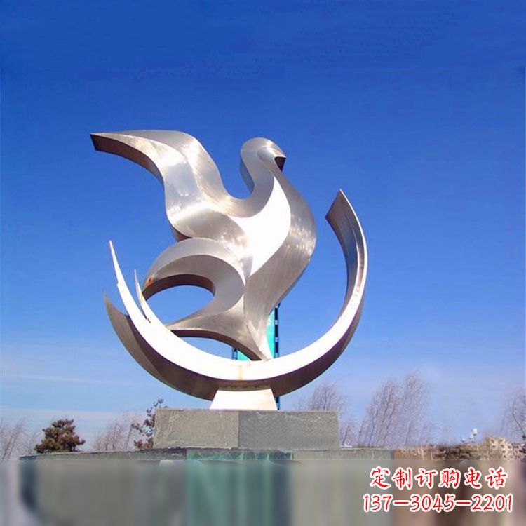 江西贴近自然的精美鸽子雕像