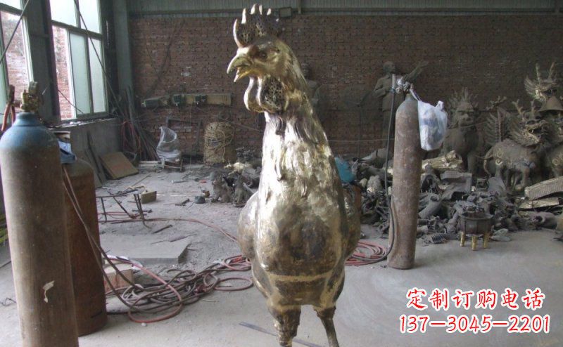 江西雕刻公鸡铜雕,铸就艺术之美