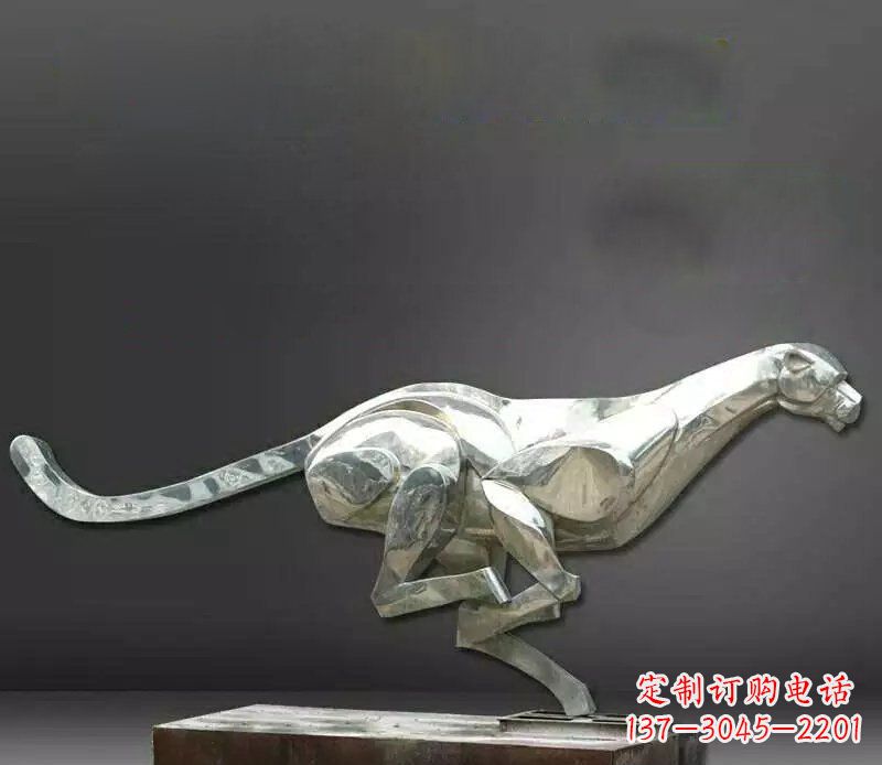 江西公园不锈钢奔跑的豹子动物雕塑