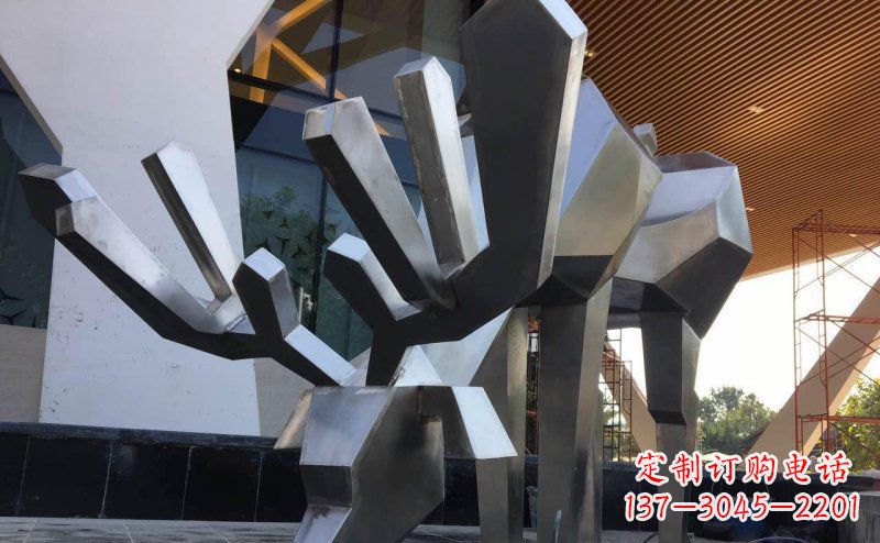 江西聚体雕塑抽象几何驯鹿