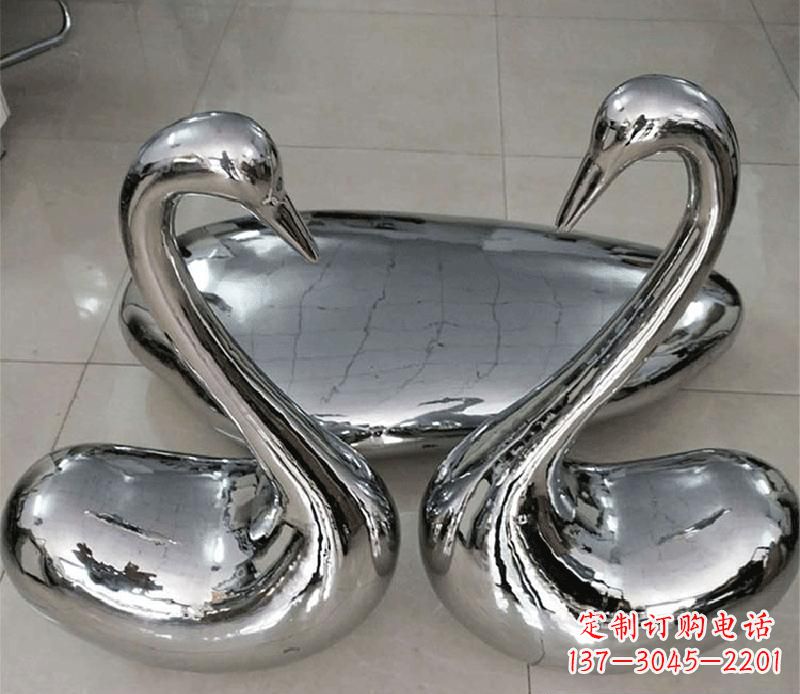 江西高端定制不锈钢天鹅雕塑