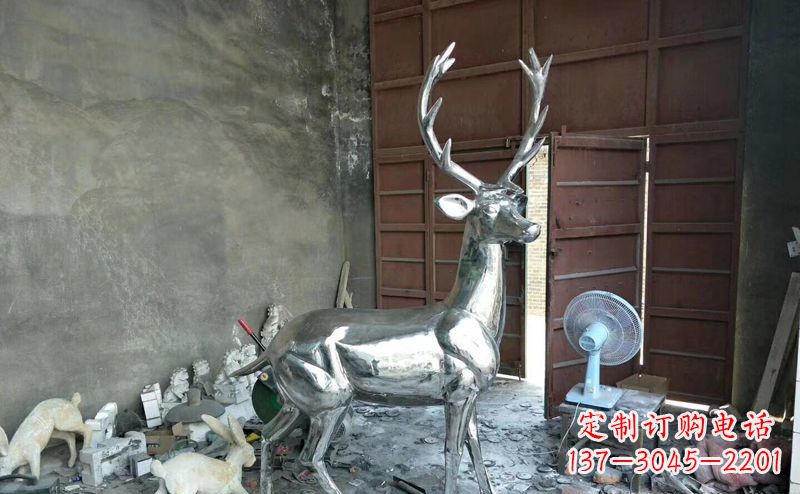 江西艺术精美的不锈钢鹿装置雕塑