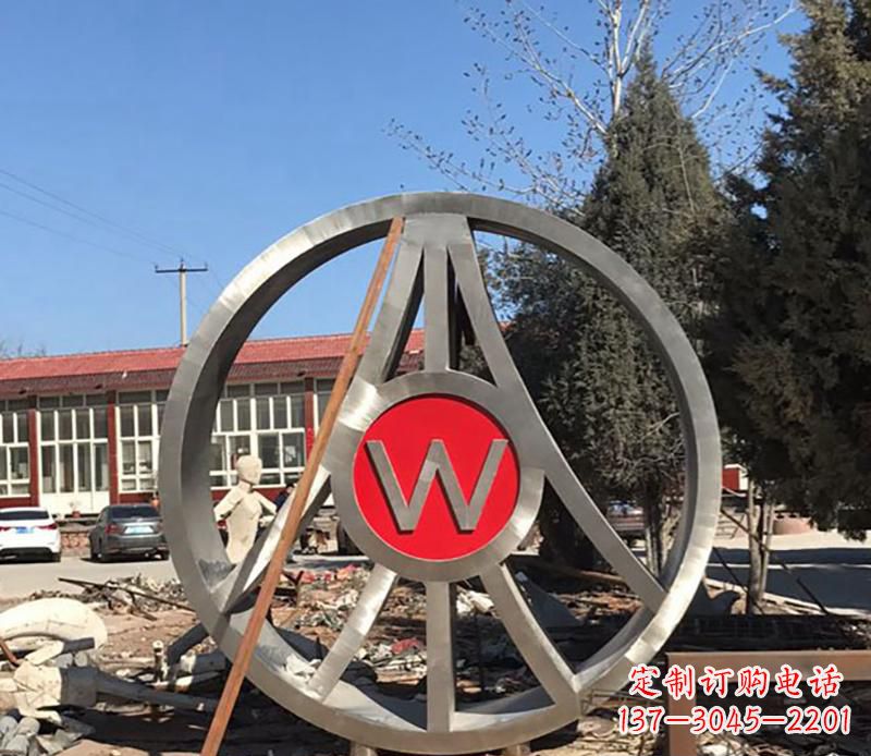 江西精美的不锈钢圆球字母景观雕塑