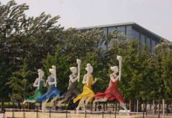 江西不锈钢雕塑——拿火炬跑步