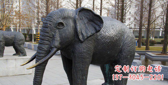 江西公园大象动物雕塑