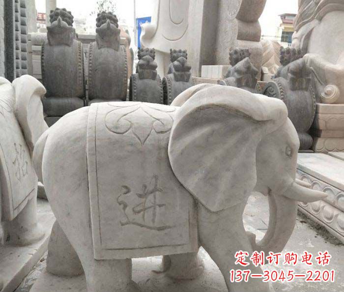 江西小象石雕塑，展现美丽的艺术风采