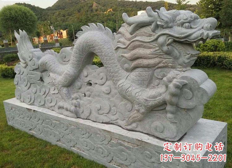 江西公园仿古龙雕塑