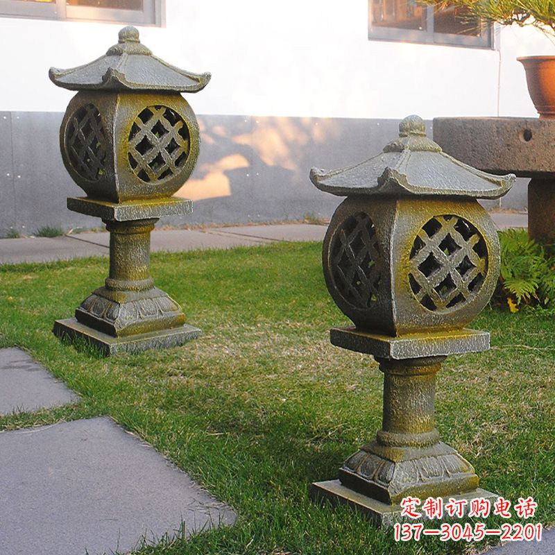 江西精美仿古石灯笼雕塑