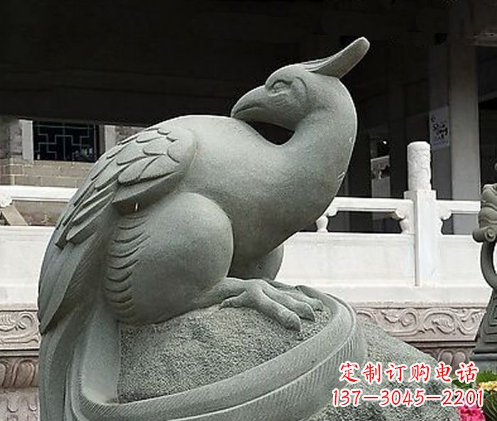 江西精美的凤凰石雕