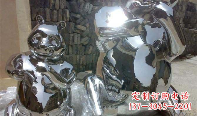 江西真实不锈钢熊猫大型雕塑