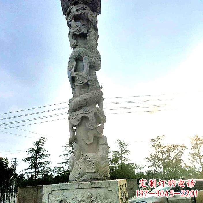 江西精致的公园龙柱石雕
