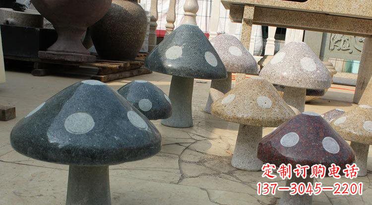 江西别具特色的蘑菇石雕