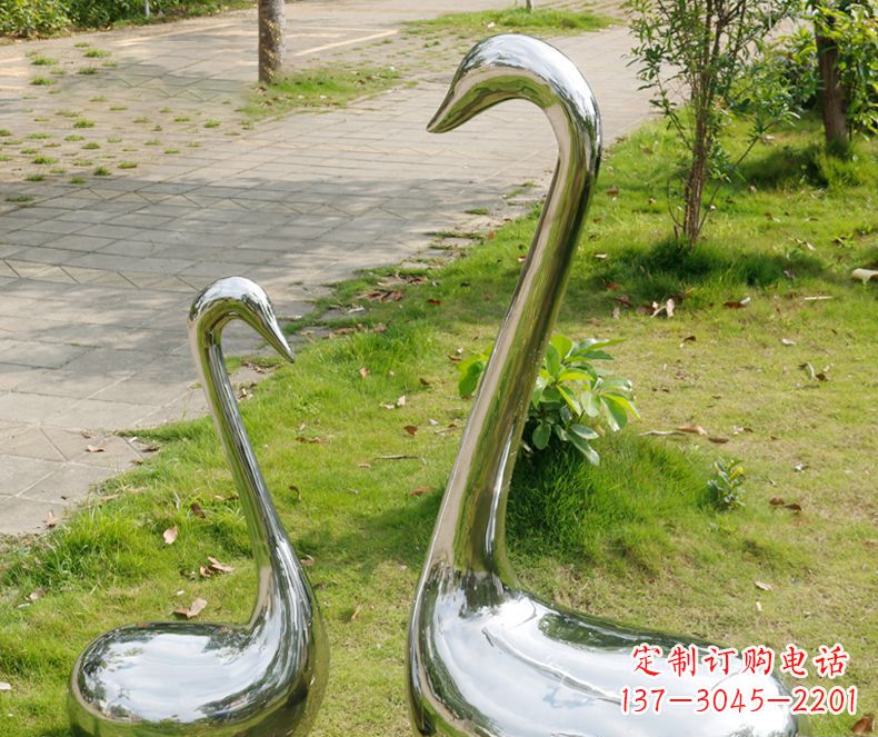 江西精美雕刻,静谧优雅——不锈钢天鹅雕塑