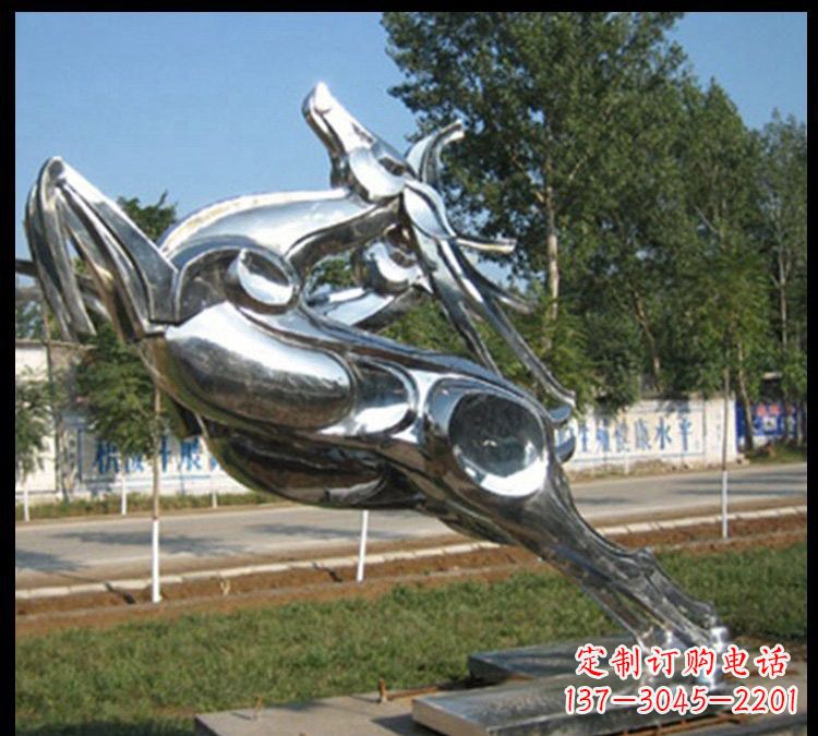 江西梅花鹿不锈钢雕塑新美的精美装饰